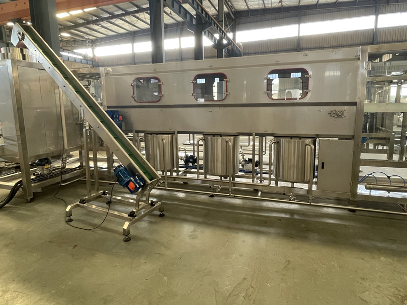 300桶装水生产线